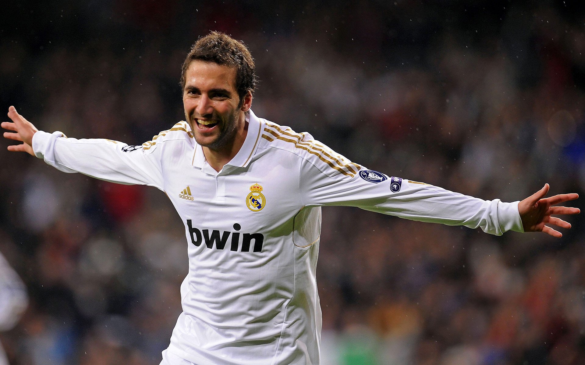 开云体育官方网站-皮克一球定音，阿尔及利亚的压哨胜利如何撕裂了足球地理的旧版图