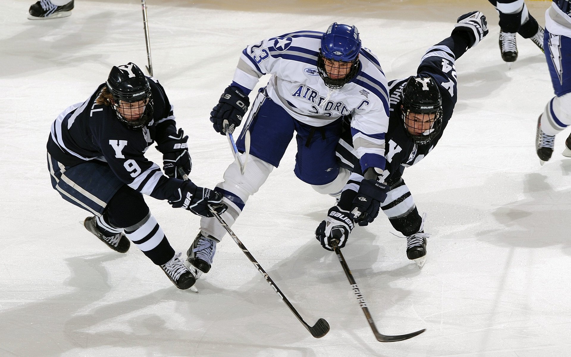 开云体育世界杯-亚特兰大火力，当压制成为足球的终极美学  第2张