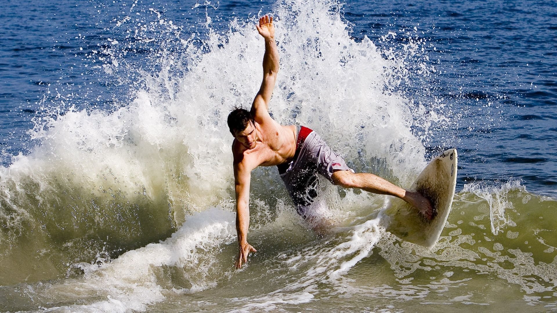 开云体育官方网站-东决关键战之夜，浓眉统治级数据背后的无声战争  第2张